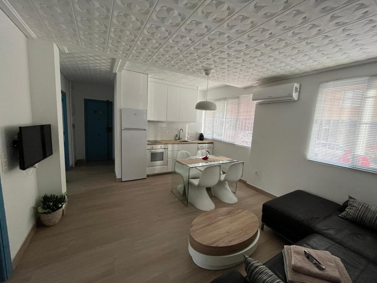 Modernized 3-Bedroom Flat 500M To The Beach Valencia Luaran gambar